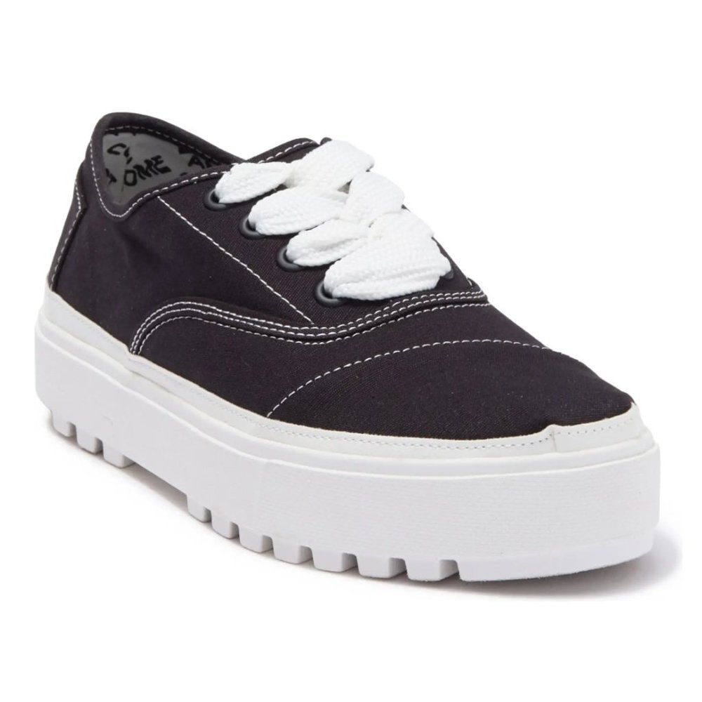 NWT TOMS Cordones Lug Sole Sneaker